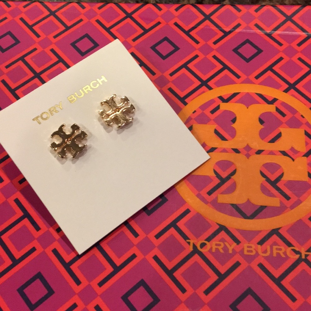 ❤️TORY BURCH LOGO STUD EARRINGS ❤️ - Picture 2 of 5